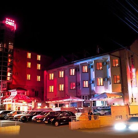Hotel Onix Cluj-Napoca Buitenkant foto