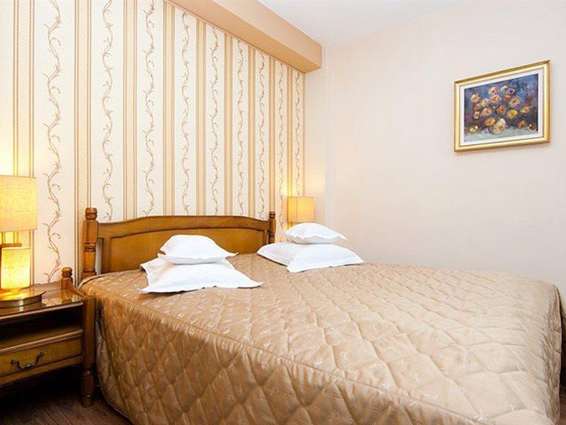 Hotel Onix Cluj-Napoca Buitenkant foto