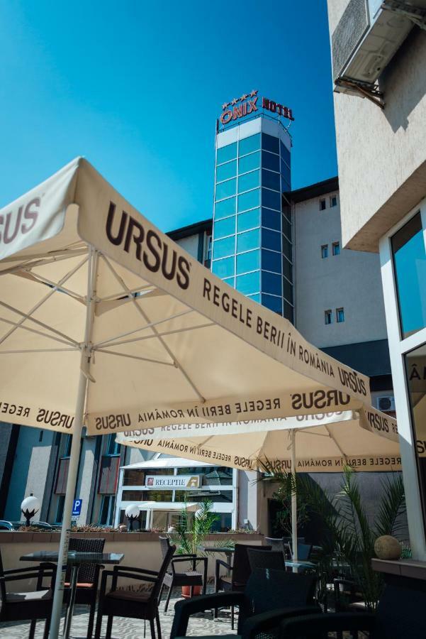 Hotel Onix Cluj-Napoca Buitenkant foto